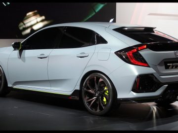 The 2017 Honda Civic Si Is The Kind Of Fun That Won’t Ruin Your Life